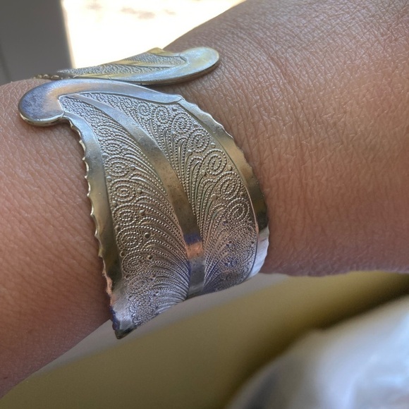 Peacock Feathers Design Clamper Hinged Bracelet Vintage - Picture 9 of 12